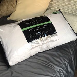 Wamsutta DreamZone Back/Stomach Sleeper King Pillow